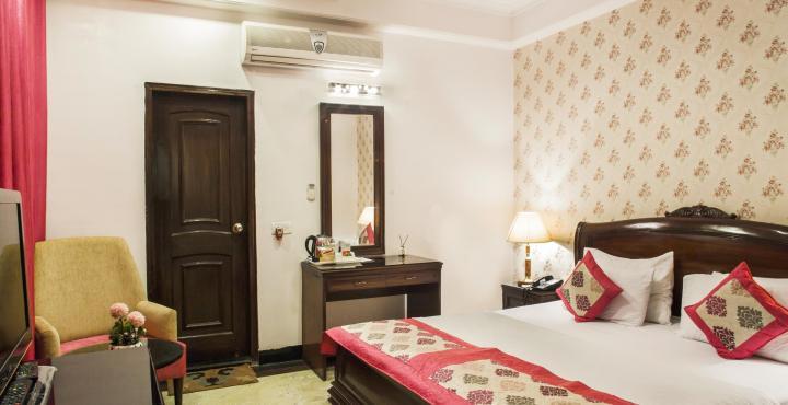 Hotel Emperor Palms New Delhi Bagian luar foto