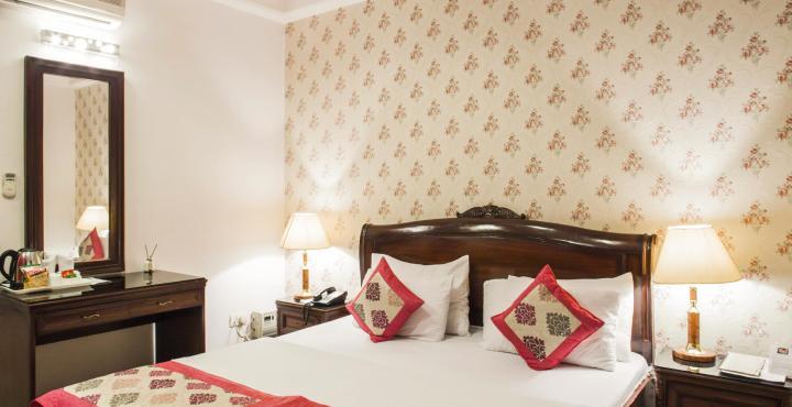 Hotel Emperor Palms New Delhi Bagian luar foto